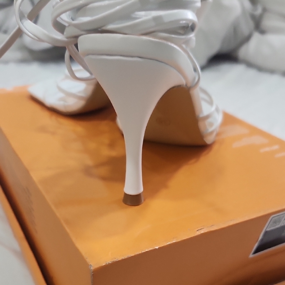 SHEIN White Strappy Heels - Picture 4 of 4
